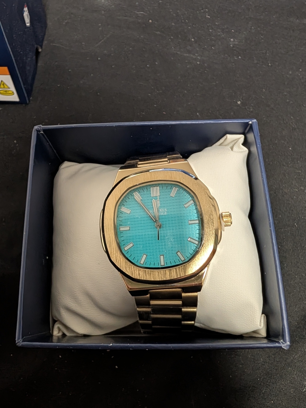 Montres Prestige Gold Tone Watch Turquoise Waffle Dial MPW-0305 New